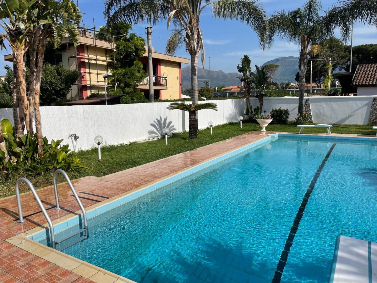 Casa Vacanze Villa Grace Villagrazia Di Carini Eksteriør bilde