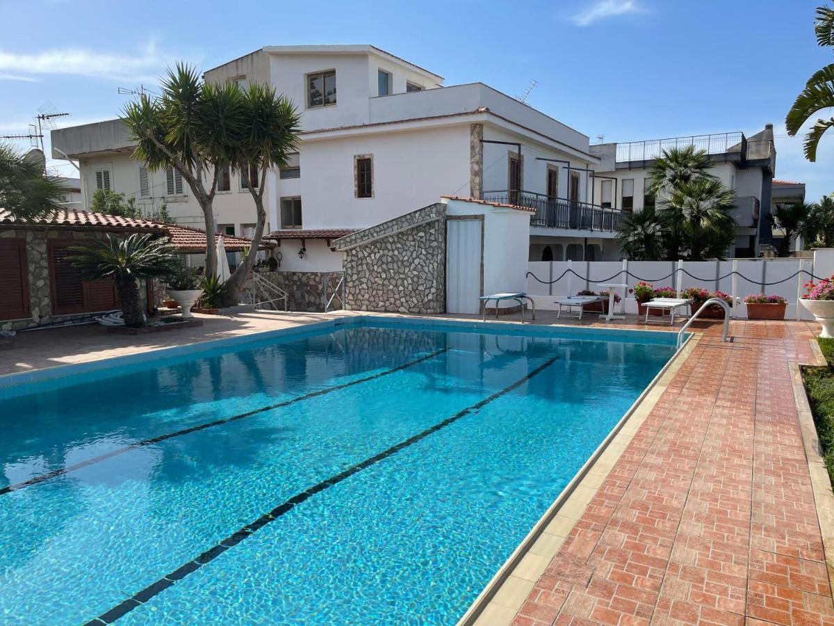 Casa Vacanze Villa Grace Villagrazia Di Carini Eksteriør bilde