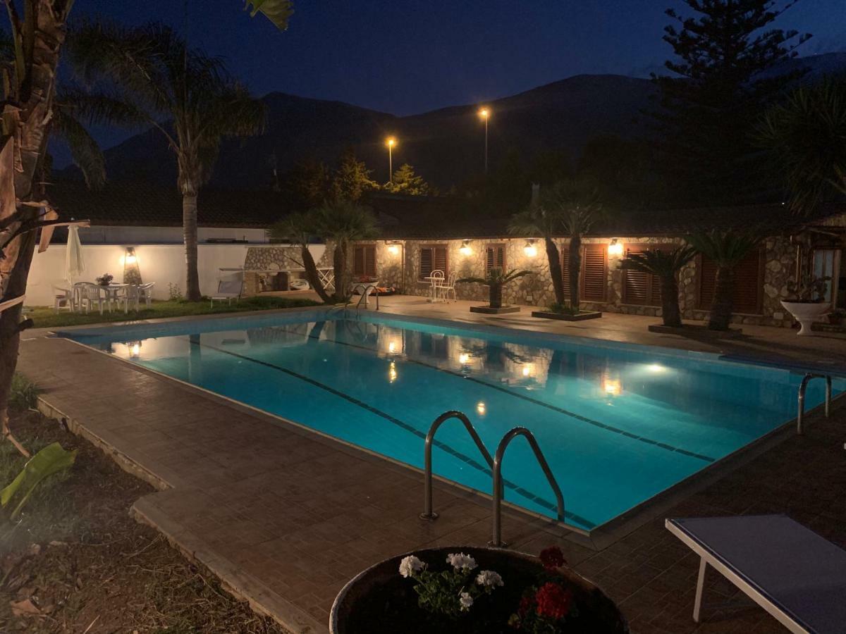 Casa Vacanze Villa Grace Villagrazia Di Carini Eksteriør bilde